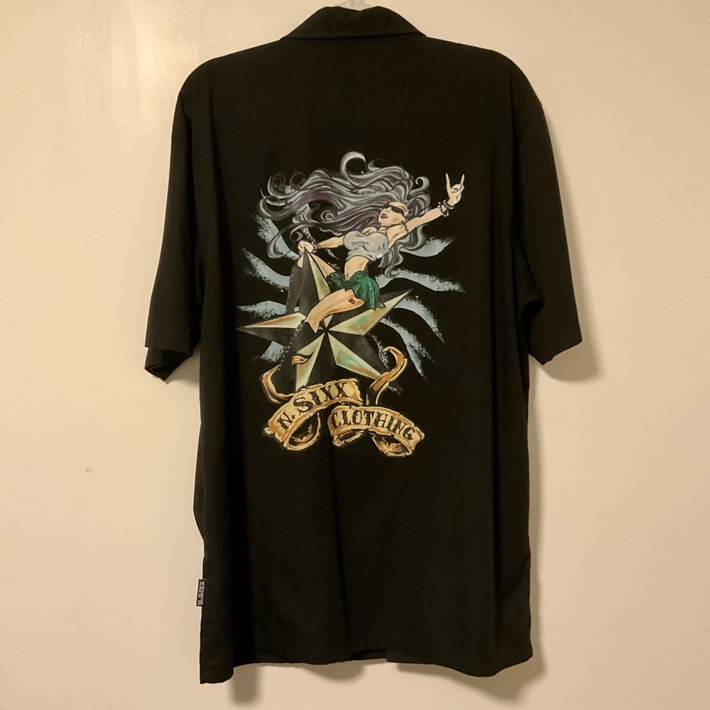 Dragonfly N. SIXX CLOTHING Button Front Short Sleeve Shirt